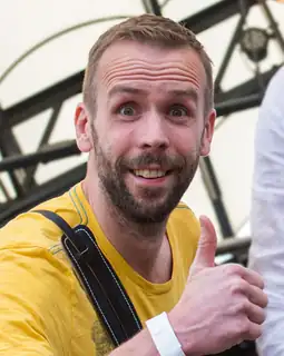 PJÄS - Johan Östling