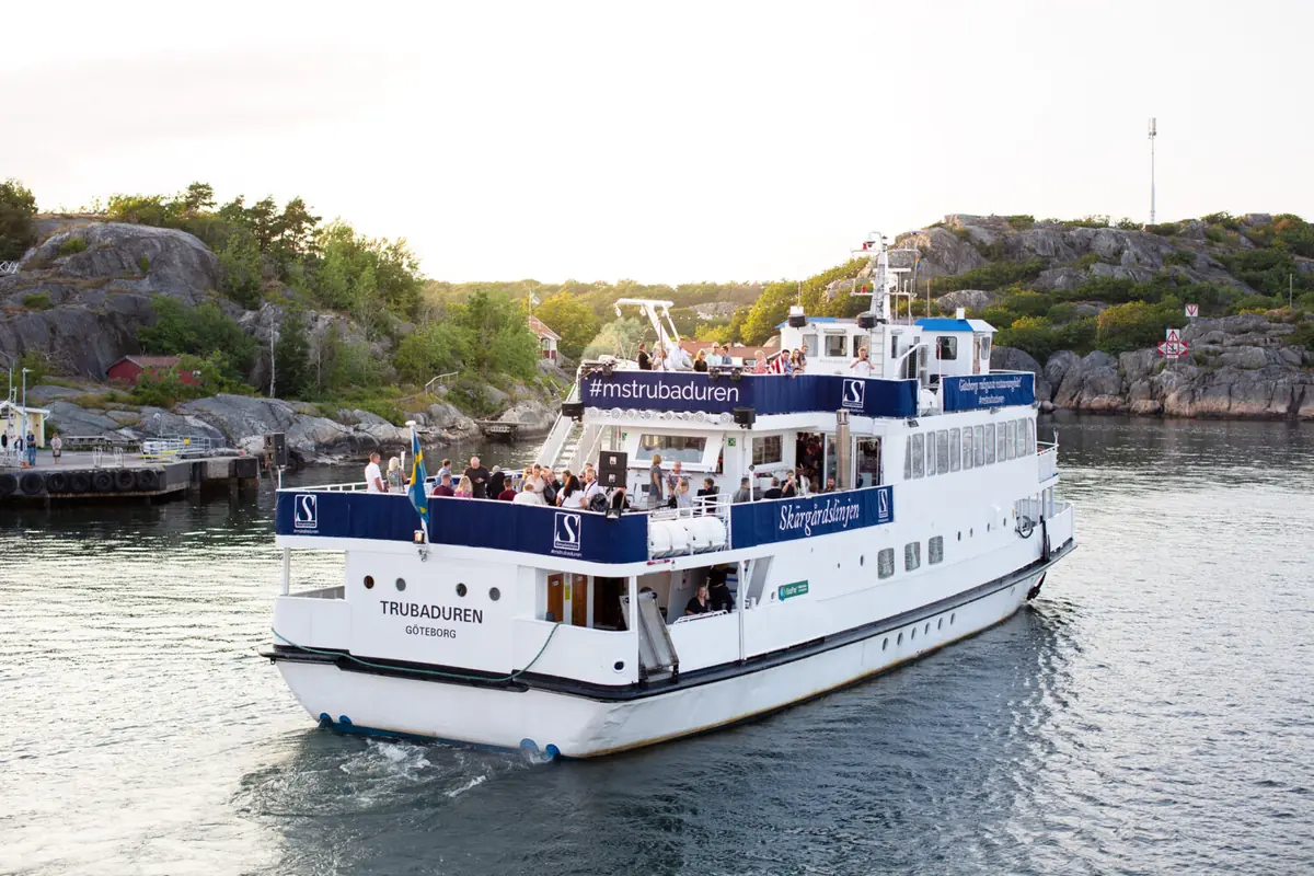 Brunssikierros Göteborgiin saaristossa — Skärgårdslinjen, Göteborg