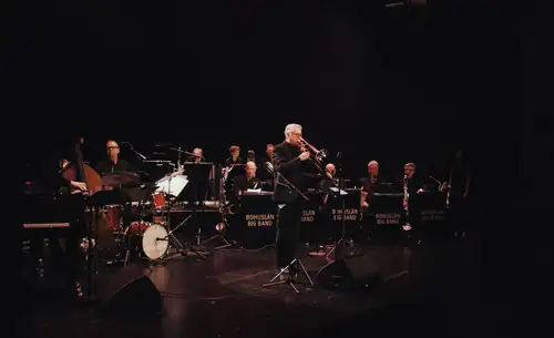 Bohuslän Big Band с Peter Apelgren - Рождественский джаз по-шведски