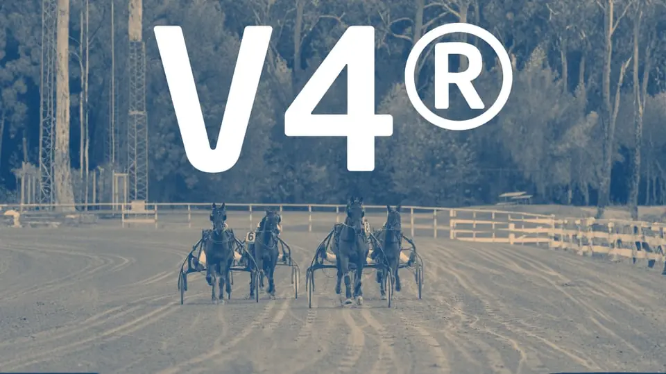 Lunch Trotting with V4® — Mantorp Hästsportarena, Mantorp