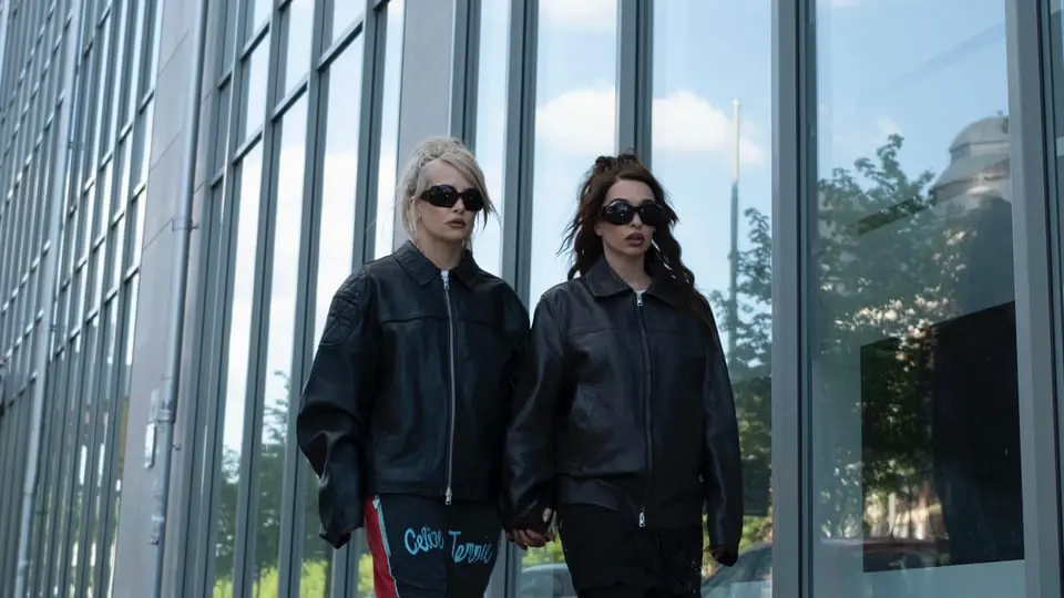 Rebecca & Fiona — Olssons Brygga, Arvika