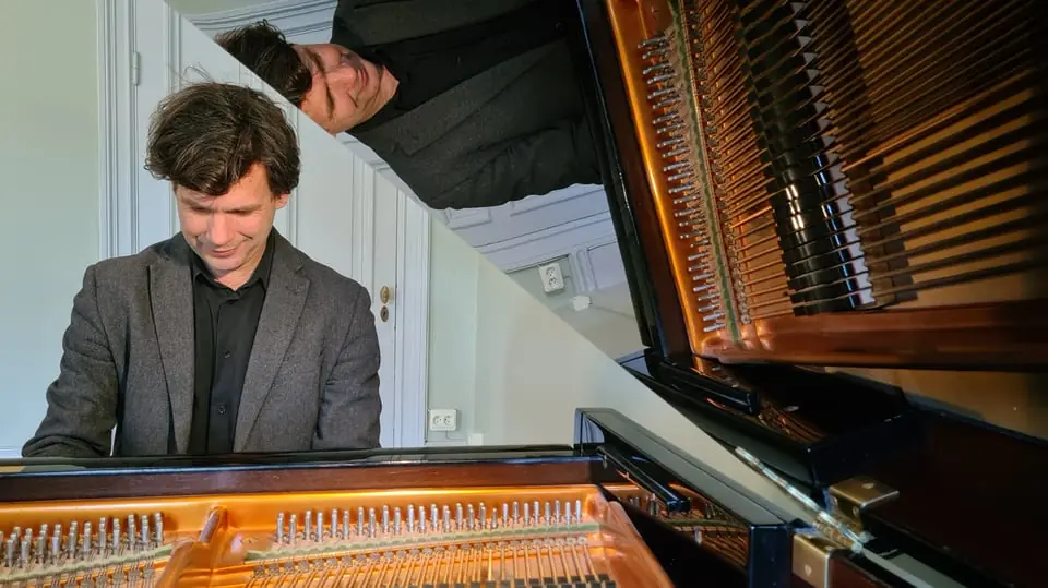 Piano Evening: David Wärn — LÖVSTABRUKS KYRKA, Lövstabruk