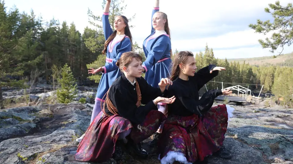 Skájdde - Sjaddo Söndag 15.00 — Storforsens Naturscen, Vidsel