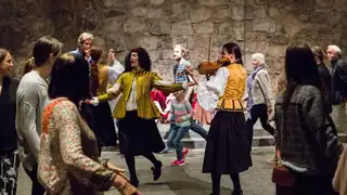 Dronningen danser