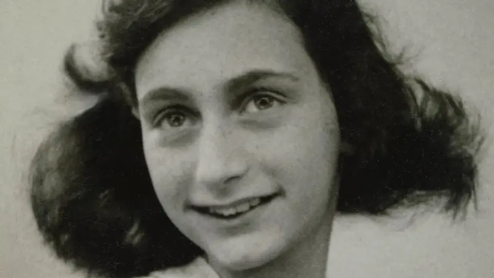Kirjapiiri: Anne Frankin päiväkirja — Torsgatan 19, Tukholma
