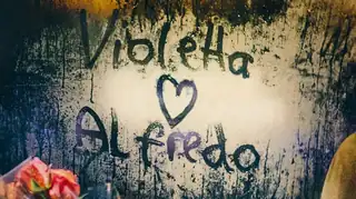 Violetta tar bussen 16:00 Bodensia
