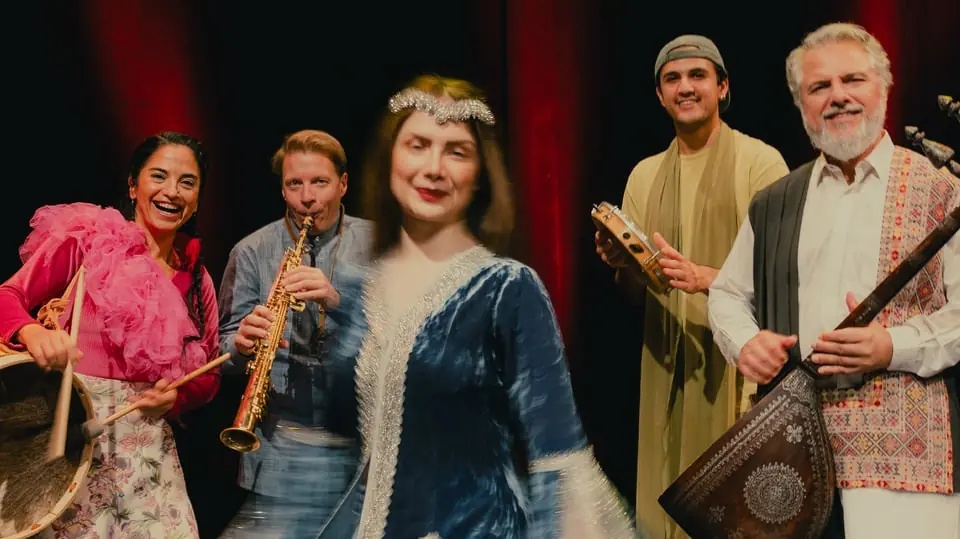 Bubbelhoppa med Golbang — Teater Sláva, Tonsalen, Huddinge