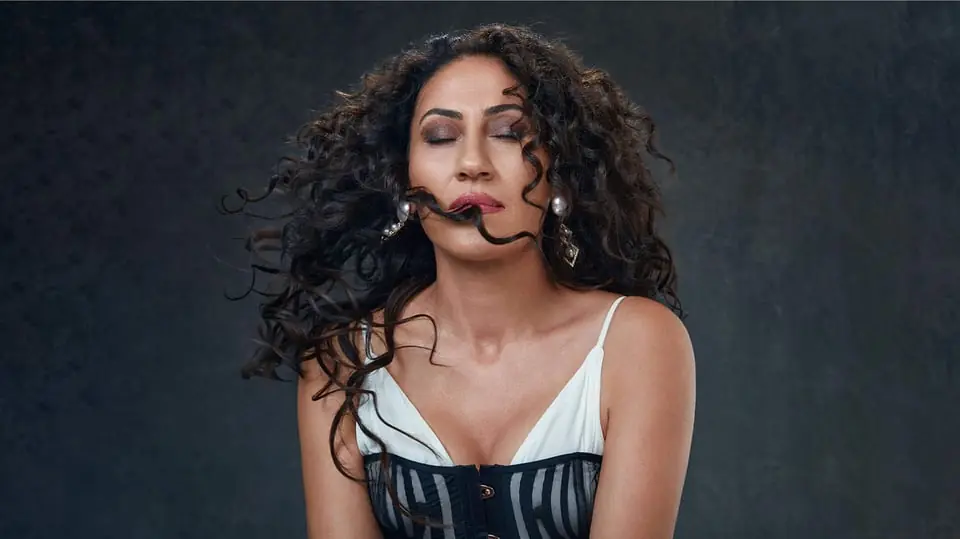 Aynur Doğan - The Kurdish Ballad Queen — Uppsala Konsert & Kongress, Stora salen, Uppsala