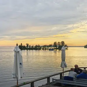 The Fifth Phoenix — Rastaholms Värdshus och Vandrarhem, Ekerö