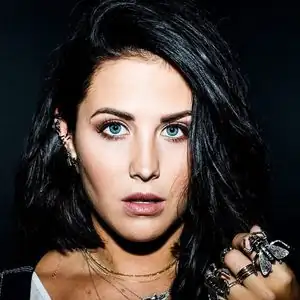 Molly Sandén