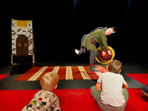 The Tale of Puss in Boots — Tranås Stadsbibliotek, Tranås
