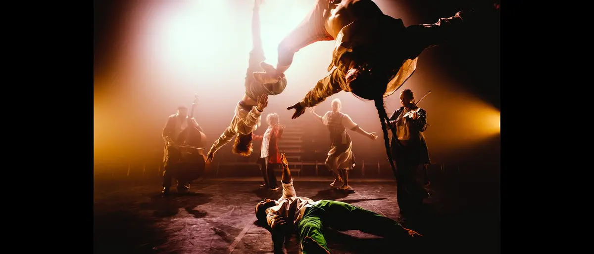 Cirqus Hialøs — Grand, Simrishamn