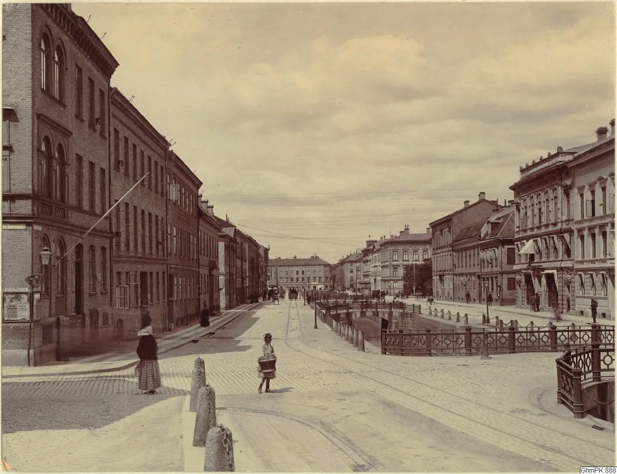 Kanavien, rakennusten ja palojen keskellä — Göteborgs stadsmuseum, Göteborg