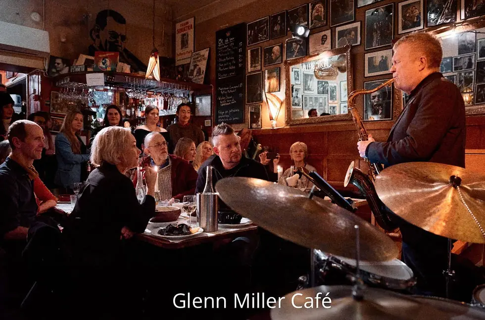 Livejazzkonsert med Per ”Texas” Johansson, Calle Bagge, Lars Ekman & Nils Agnas — Glenn Miller Café, Stockholm