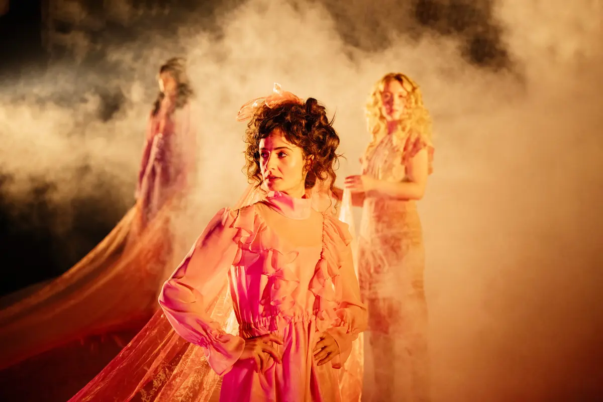 Ylpeys ja ennakkoluulo — Göteborgs Stadsteater, Göteborg