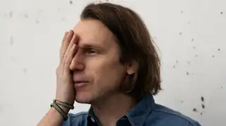 Pär Poromaa Isling: Hollo