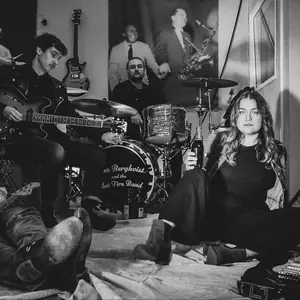 Ebba Bergkvist & The Flat Tire Band — The Kaliber Room, Västerås