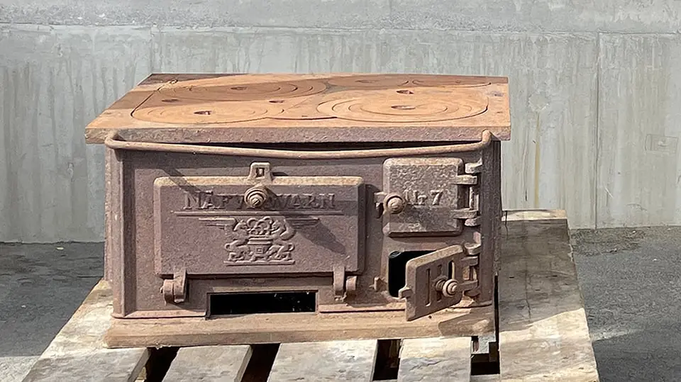 Course - Renovate Your Cast-Iron Stove and Learn About Fireplaces — Sörmlands museum, Nyköping