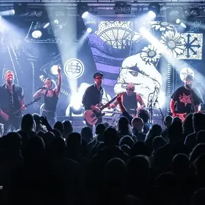 Världen Brinner — Kollektivet Livet Bar och Scen, Stockholm