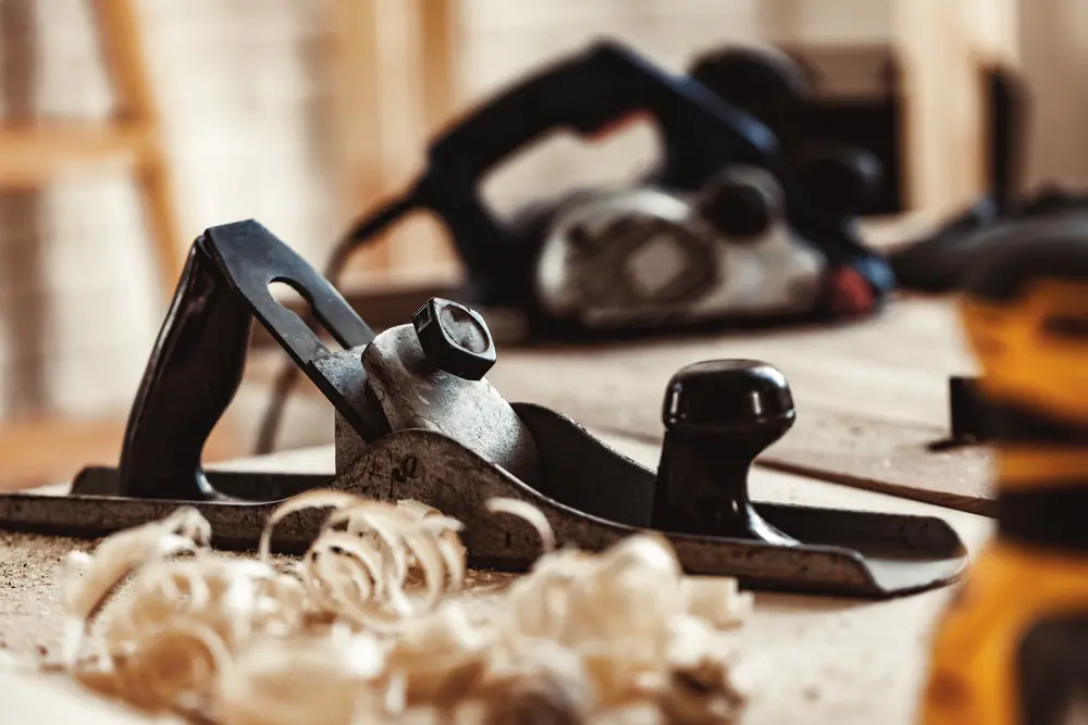 Carpentry for the Nervous with Hand Tools — Gunnebo Slott, Mölndal