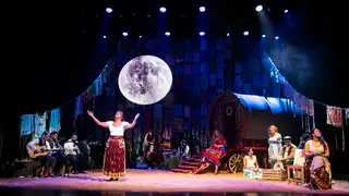 Azvá – Månens tårar med Arthem – Romska Teatern